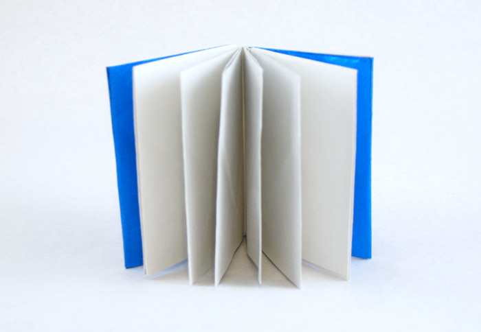 Origami Book by Kunihiko Kasahara. Folded by Gilad Aharoni on giladorigami.com