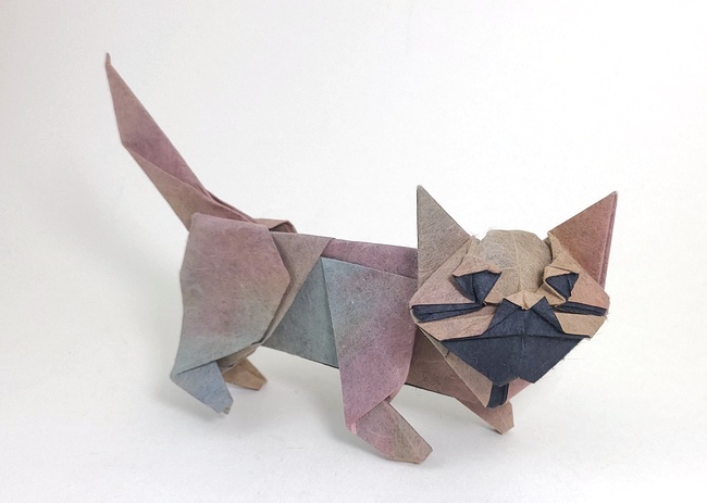 Origami Cat by Fuchimoto Muneji. Folded from a square of Shadow Thai origami paper by Gilad Aharoni on giladorigami.com