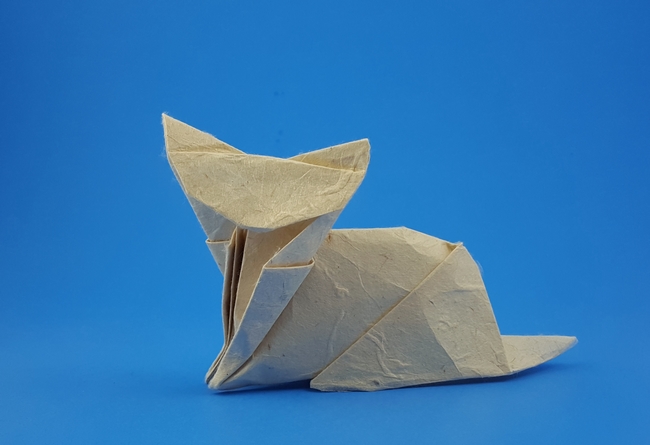 Origami Cat by Kunihiko Kasahara. Folded from a square of Lokta by Gilad Aharoni on giladorigami.com
