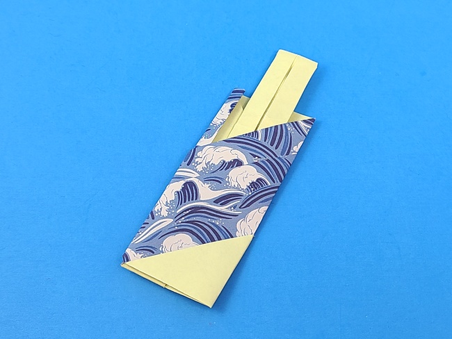 Origami Disposable chopsticks by Mitsuda Shigeru Folded from a square of duo origami paper by Gilad Aharoni on www.giladorigami.com