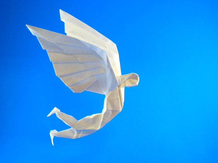 Origami Daedalus by Gabriel Alvarez Casanovas. Folded by Gilad Aharoni on giladorigami.com