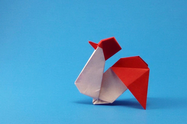Origami Rooster by Kumasaka Hiroshi. Folded from a rectangle of origami paper by Gilad Aharoni on giladorigami.com