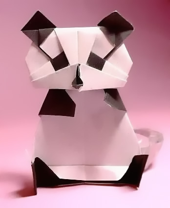Origami Panda by Kunihiko Kasahara. Folded from 2 squares of origami paper by Gilad Aharoni on giladorigami.com