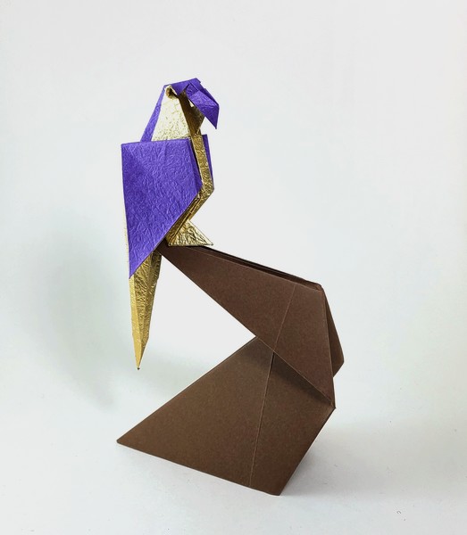 Origami Parrot by Seo Won Seon (Redpaper). Folded from a square of Deluxe Washi origami paper by Gilad Aharoni on giladorigami.com