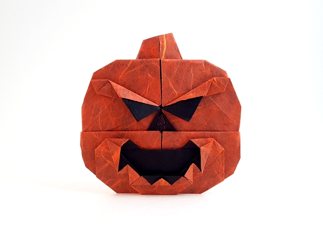 Origami Jack-o'-lantern by Swapnil Das. Folded froma square of duo Unryu paper by Gilad Aharoni on giladorigami.com