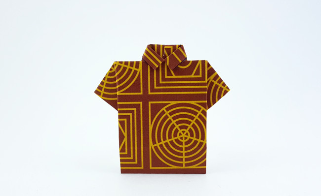 Origami Shirt and pants by Traditional folded by Gilad Aharoni