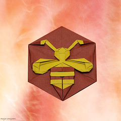 Origami Bee coin by Mi Wu on giladorigami.com