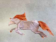 Origami Horse by Chen Xiao on giladorigami.com