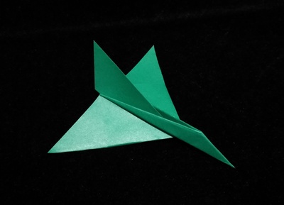 Origami Airplane by Ueno Yasuo on giladorigami.com