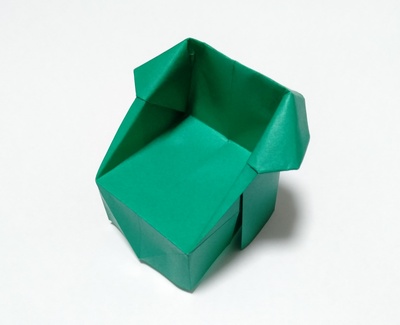 Origami Armchair by Kumasaka Hiroshi on giladorigami.com