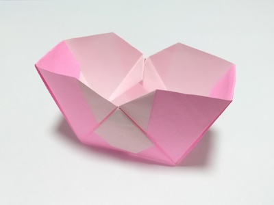 Origami Basket with rabbit face by Kimura Matsuyo on giladorigami.com