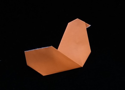 Origami Dove shaped card holder by Takei Harumi on giladorigami.com