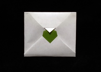 Origami Envelope with heart by Sumiko Momotani on giladorigami.com