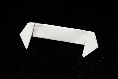 Origami Fangs - slip-in by Eric Kenneway on giladorigami.com