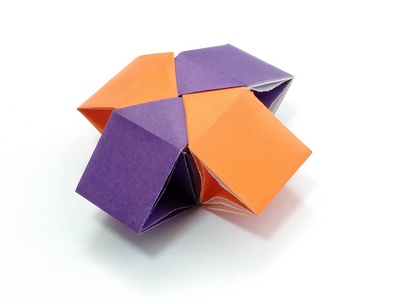 Origami Lantern by Kawate Ayako on giladorigami.com