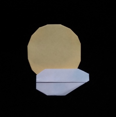 Origami Moon by Narita Mitsuaki on giladorigami.com