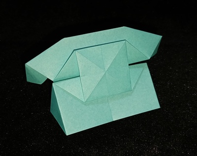 Origami Telephone by Katsushi Nosho on giladorigami.com