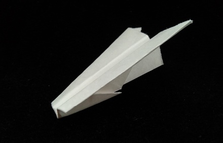 Origami Airplane by Traditional on giladorigami.com