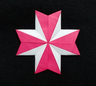 Origami Badge by Niwa Taiko on giladorigami.com