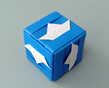 Origami Boats cube by Madhura Gupta on giladorigami.com