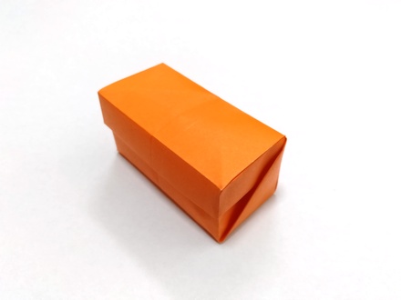 Origami Box with lid by Carlos Pomaron Arbues on giladorigami.com