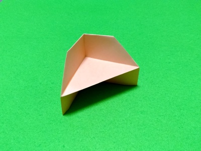 Origami Chair by Nakamoto Yoko on giladorigami.com
