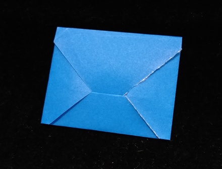 Origami Easy envelope by Gay Merrill Gross and John Cunliffe on giladorigami.com