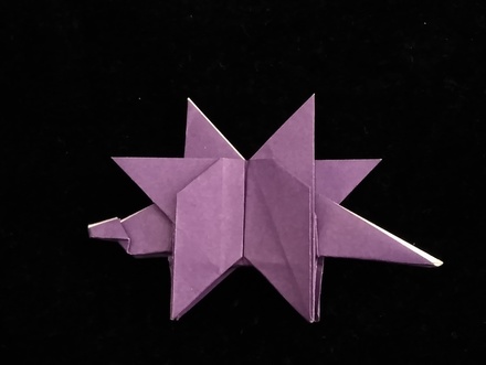 Origami Stegosaurus by Matsuno Yukihiko on giladorigami.com
