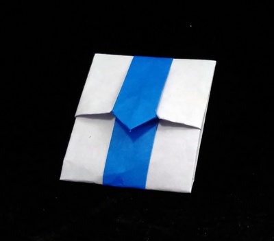 Origami Woman envelope by Juan Bernal Suarez on giladorigami.com